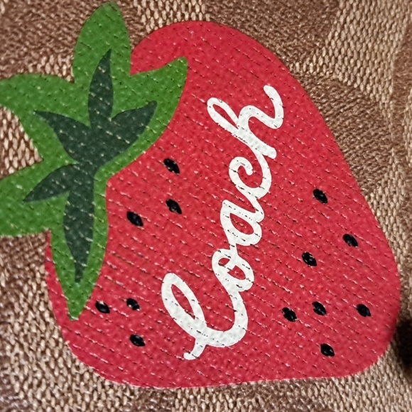 Coach NWTs Corner Zip Strawberry Wristlet - Picture 8 of 8